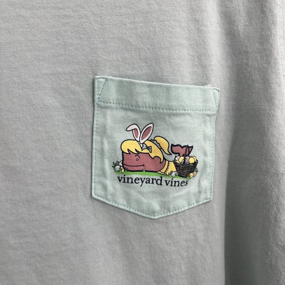 Vineyard Vines T-Shirt Women's M Green Double‎ Sided Easter Logo Pocket Tee - Picture 4 of 11